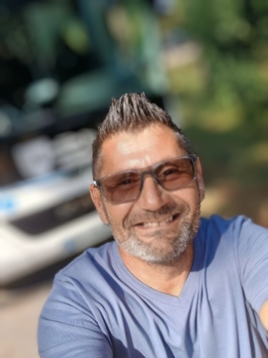 Profil de Giovane, 51 ans, Gay sex à Muraz (Sierre)