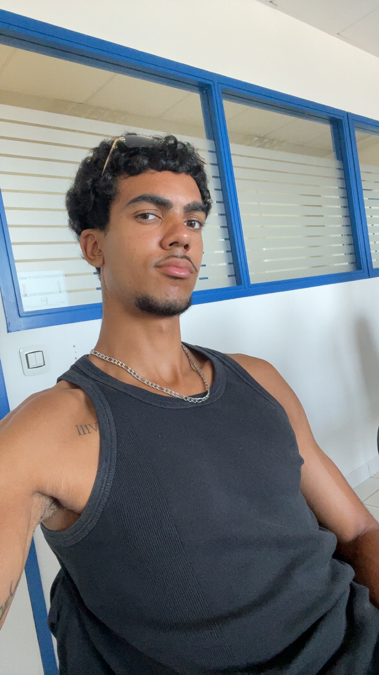 Profil de Pierre-hugo, 18 ans, Gay sex à Sihlbrugg Station